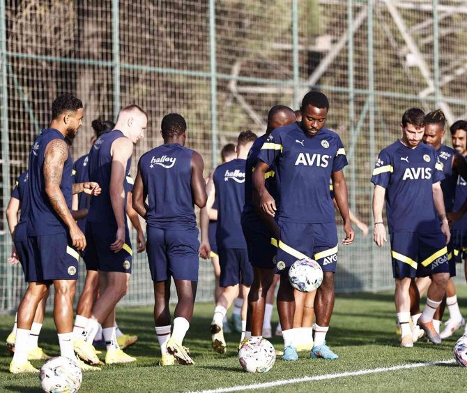 Fenerbahçe, Corendon Alanyaspor Maçı Hazırlıklarını Tamamladı