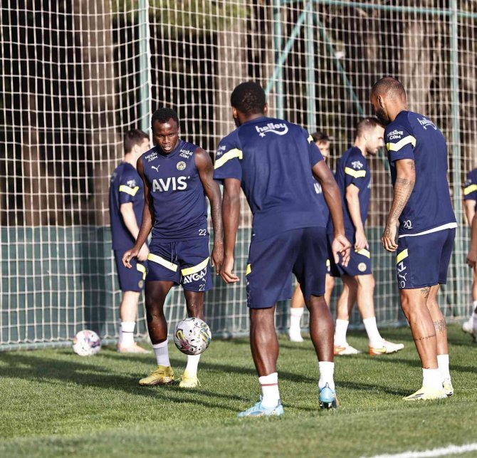 Fenerbahçe, Corendon Alanyaspor Maçı Hazırlıklarını Tamamladı