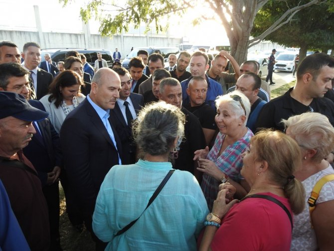İ̇çişleri Bakanı Soylu, Pakistan’a Giden Yardım Tırını Uğurladı