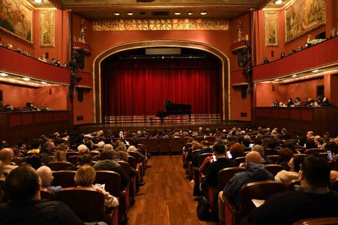 Kadıköy Belediyesi Süreyya Operası’nda 16. Sanat Mevsimi