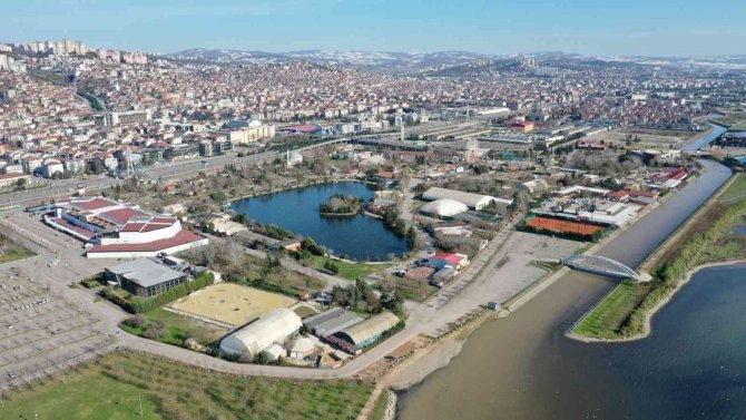 İ̇zmit Millet Bahçesi’nde İlk Kazma İçin Gün Sayılıyor