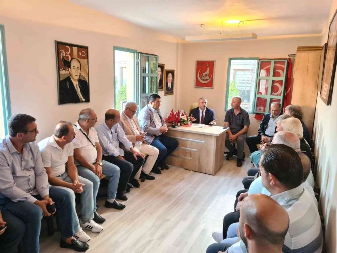 Mhp Foça İ̇lçe Başkanlığında Bayrak Değişimi
