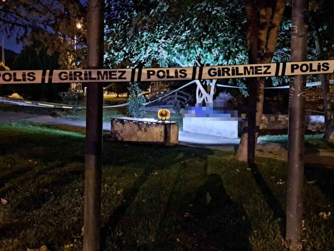 Engelli Şahıs Parkta Ölü Olarak Bulundu