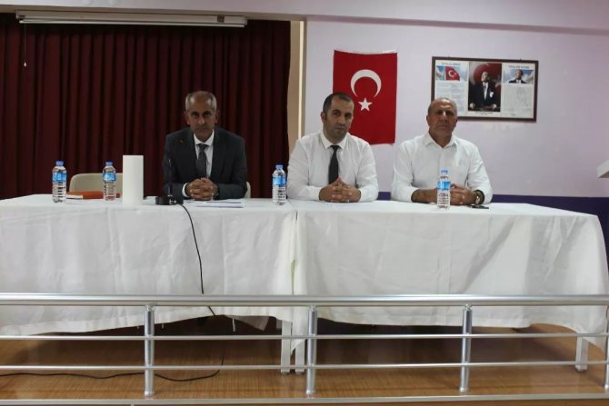 Müdür Tunçel Okul Müdürleriyle Bir Araya Geldi