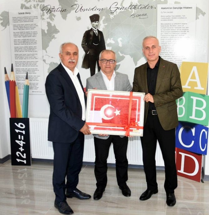 Başkan Aydın’dan Okullara Ziyaret