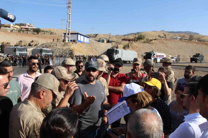 Orman Kesimlerini Bahane Eden Hdp’liler Cudi Dağı’na Yürümek İstedi