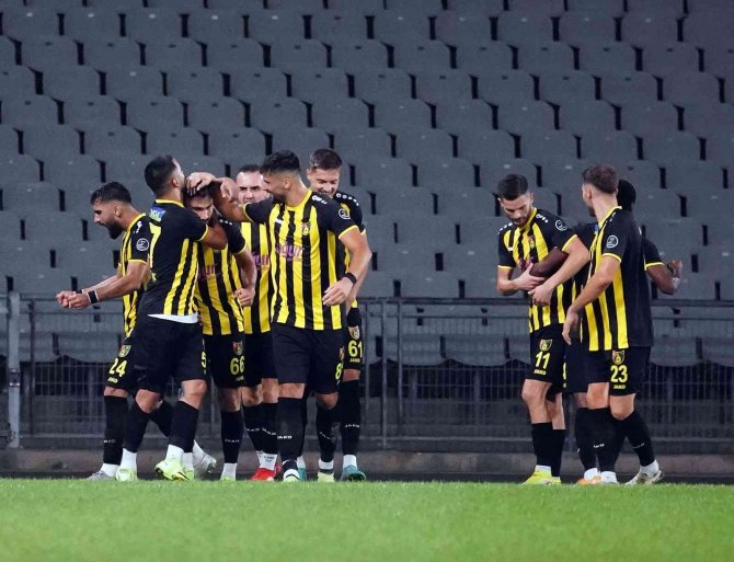Spor Toto Süper Lig: İ̇stanbulspor: 2 - Beşiktaş: 2 (Maç Sonucu)