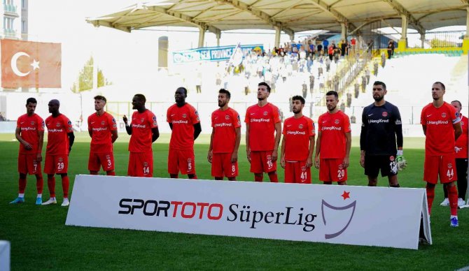 Spor Toto Süper Lig: Ümraniyespor: 0 - Kasımpaşa: 1 (İ̇lk Yarı)
