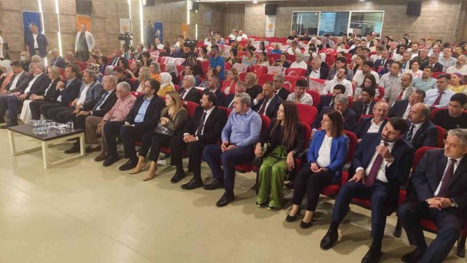 Aile Bakanından Ukrayna Tahılı Açıklaması: “Afrika’da On Milyon İnsan Açlık Tehlikesiyle Karşı Karşıya Kalırdı”