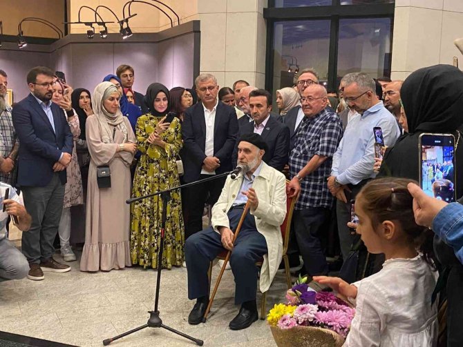 Üsküdar’da ‘Hatt-ı Müstakim” Hüsnühat Sergisi Sanatseverlere Kapılarını Açtı