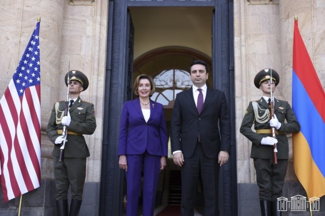 Abd Temsilciler Meclisi Başkanı Pelosi: "Azerbaycan Tarafından Başlatıldı, Bunun Kabul Edilmesi Lazım"