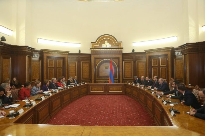 Abd Temsilciler Meclisi Başkanı Pelosi: “Dağlık Karabağ Sorununda Ve Diğer Tüm Konularda Ermenistan’ın Yanında Olduk”