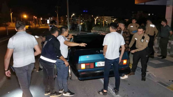 Polisin Alkollü Sürücü İle İmtihanı: Alkolmetreyi Üflemek İstemedi, Cezayı Duyunca İkna Oldu