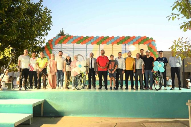 Çorum’da Yüzlerce Bisiklet Sever Sağlıklı Yaşam İçin Pedal Çevirdi