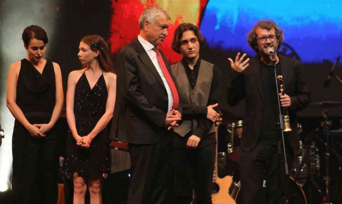 29. Uluslararası Altın Koza Film Festivali’nin Büyük Ödülleri Sahiplerini Buldu