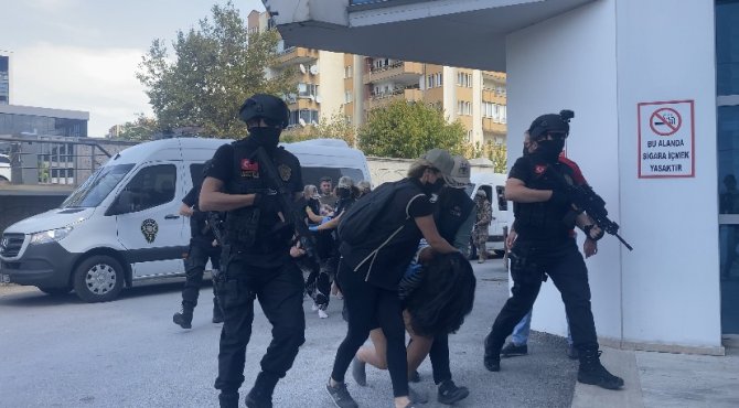 Cezaevi Aracına Bombalı Saldırı Yapan 3 Terörist Bursa’ya Getirildi