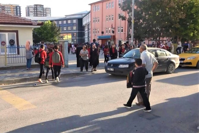 Çankırı’da Kpss Heyecanı: Sınav Binasına Koşarak Girdiler