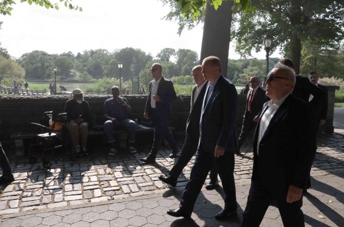 Cumhurbaşkanı Erdoğan, Central Park’ta Yürüyüş Yaptı