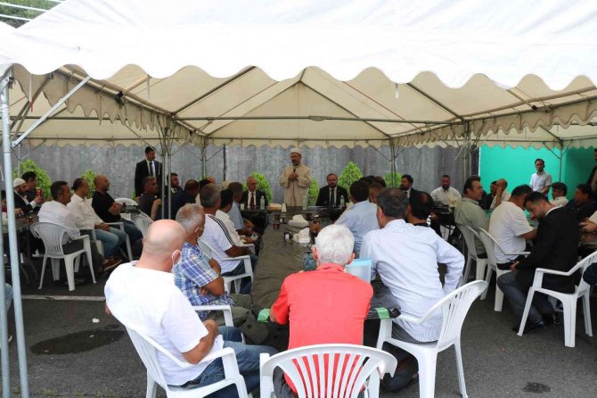 Diyanet İ̇şleri Başkanı Erbaş, Japonya’nın Nagoya Kentinde Türk Vatandaşlarıyla Buluştu