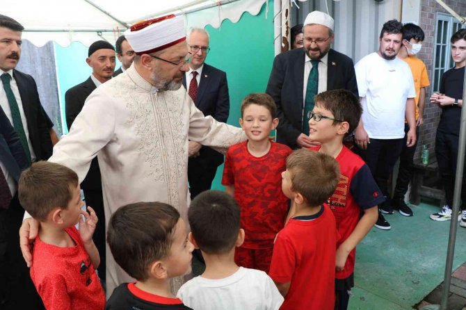 Diyanet İ̇şleri Başkanı Erbaş, Japonya’nın Nagoya Kentinde Türk Vatandaşlarıyla Buluştu