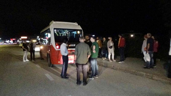 Düzce’de Halk Otobüsüne Silahlı Saldırı Anbean Kameraya Yansıdı