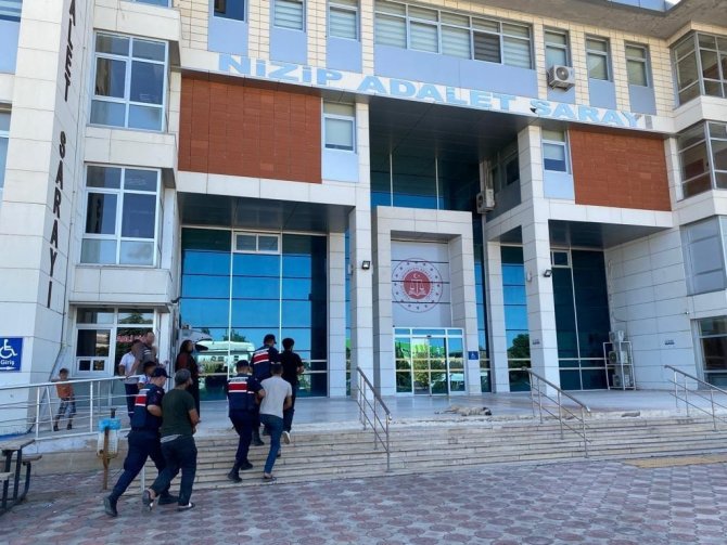 Jandarmadan Antepfıstığı Hırsızlarına Suçüstü