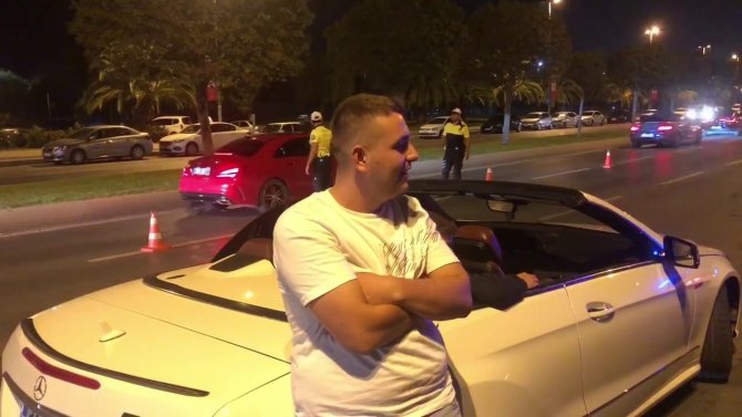 Maltepe’de Polis Denetiminde Ceza Yedi, "Devletimize Borcumuzu Öderiz, Sorun Yok" Dedi