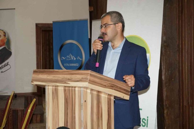 ‘Çivril Miryokefalon Zaferi Ve Tarihi Önemi’ Konulu Çalıştay Düzenlendi