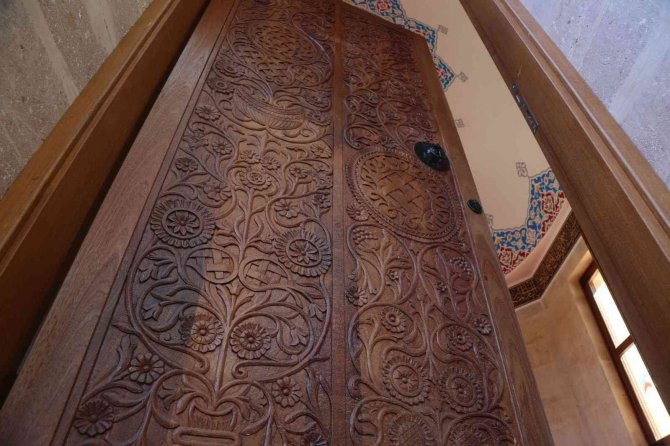 Gölcük’ün Adını Sanat Tarihine Yazdıracak Sultan Baba Mescidi Tamamlandı