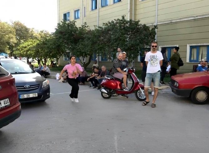 Sınava Geç Kalan Kpss Adayları Usain Bolt’u Aratmadı