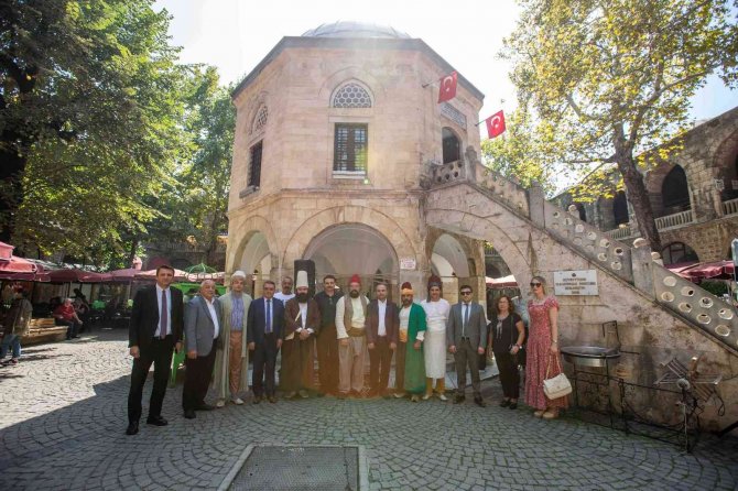 8 Asırlık Gelenek Yaşatılıyor