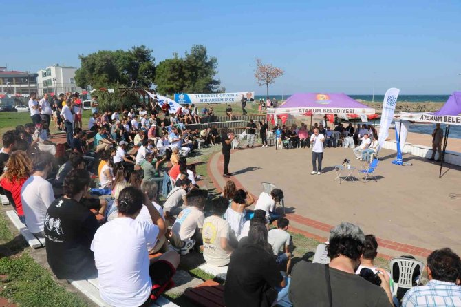 Muharrem İ̇nce: “Bu 6’lı Masanın Başarılı Olma Şansı Yok”