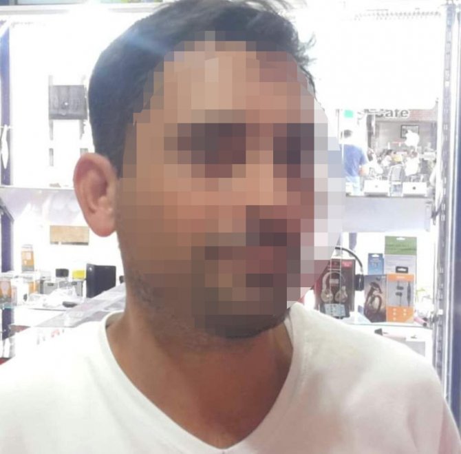 Gözü Dönen Koca Eşini Feci Şekilde Darp Edip, Bıçakla Parmağını Kesmeye Çalıştı