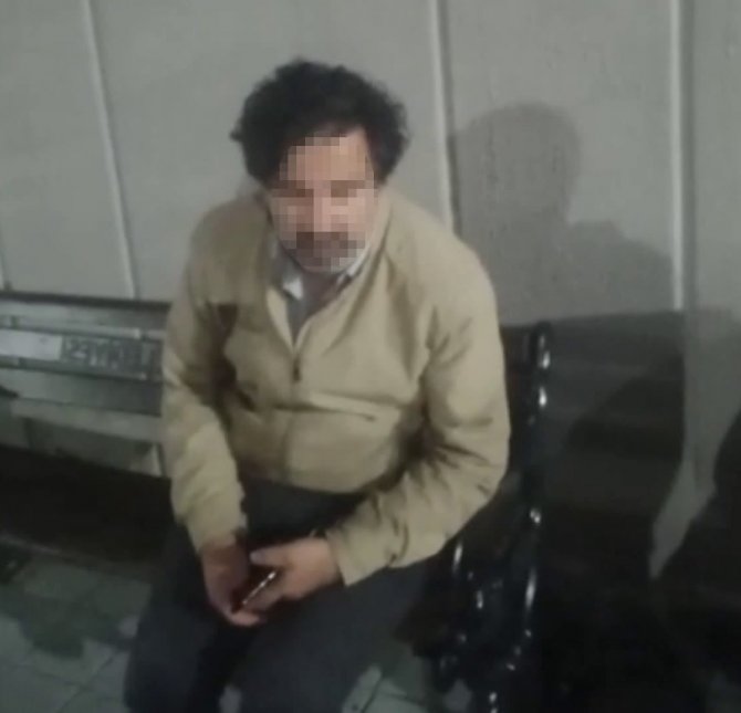 Annesinden Tapuyu Devir Alan Şahsın Hasta Babasını Ve Ağabeyini Sokağa Attığı İddiası