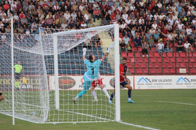 Tff 2. Lig: Düzcespor: 0 - 24 Erzincanspor: 2
