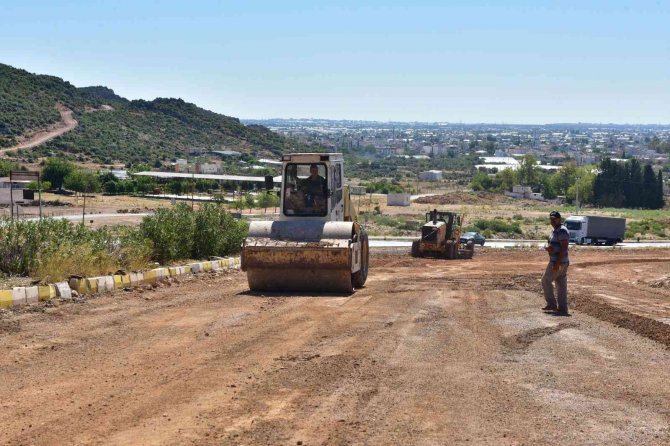 Kepez’e Bin 100 Kilometre Yeni Yol