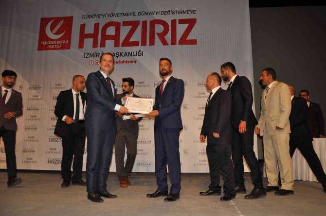 Yeniden Refah Partisinin 2. Olağan Kongresi İ̇zmir’de Gerçekleştirildi