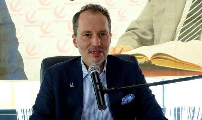 Yeniden Refah Partisi Genel Başkanı Erbakan: “6 Tane Benzemez Bir Araya Gelmiş; Ye İç, Fotoğraf Çektir, Dağıl”