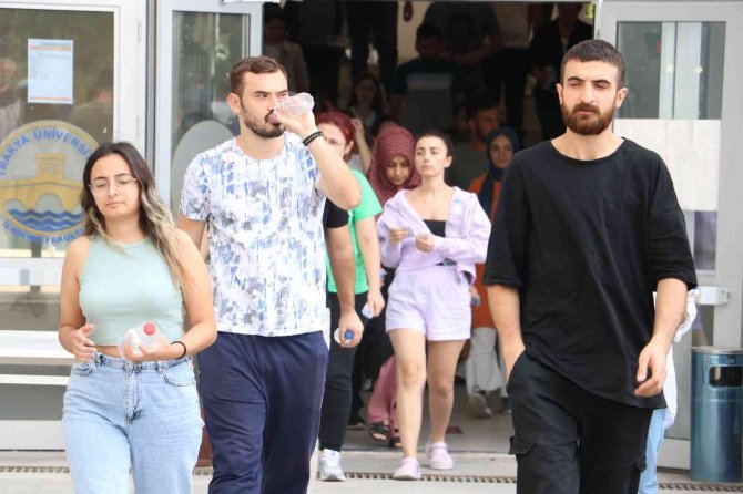 Kpss’ye Giren Adaylar Sınavı Değerlendirdi