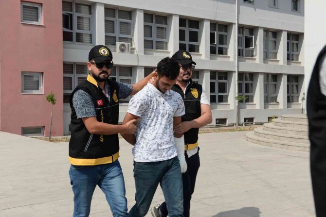 Son 1 Ayda 4 Motosiklet Çalan 2 Zanlı Tutuklandı