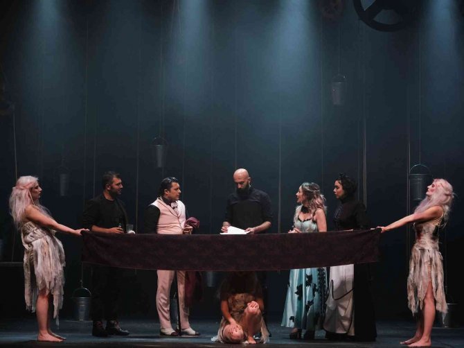 Bursa Devlet Tiyatrosu Perdelerini Açıyor