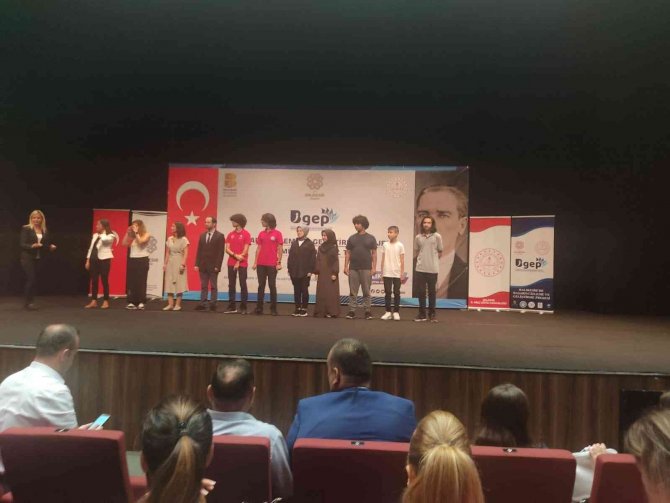 Altıeylül Ortaokulu’ndan Büyük Başarı