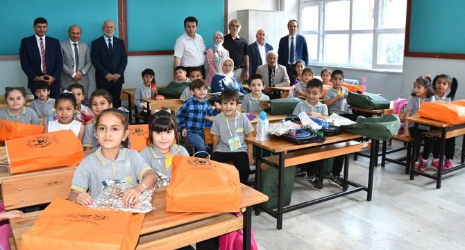 Kırtasiyeler, Başkan Amca’dan