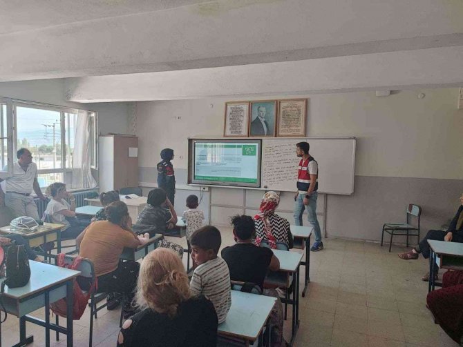 Aydın’da Öğrenci Velilerine Eğitim