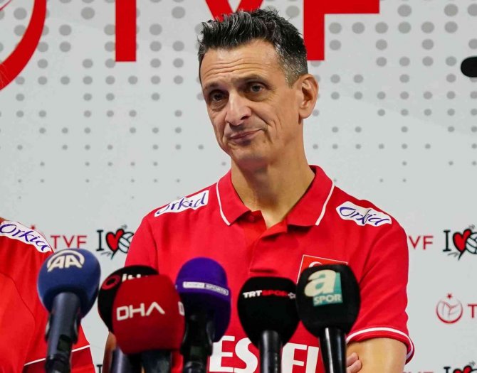 A Milli Kadın Voleybol Takımı, Dünya Şampiyonası Öncesinde Medyayla Buluştu