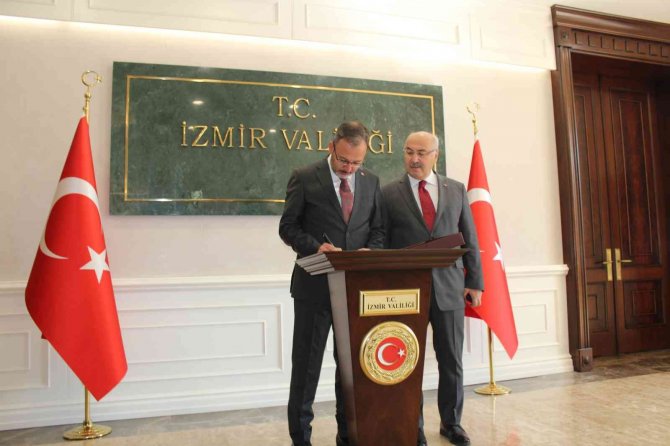 Bakan Kasapoğlu’ndan Öğrenci Yurdu Vurgusu