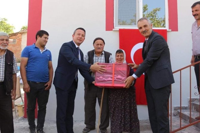 Şehit Babasının Evi Yenilendi