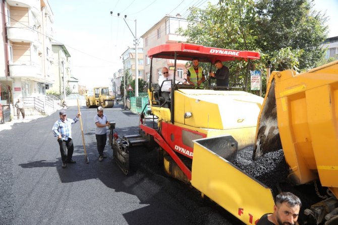 Başkan Bıyık Asfalt Makinesine Bindi, Ortaya Bu Kareler Çıktı