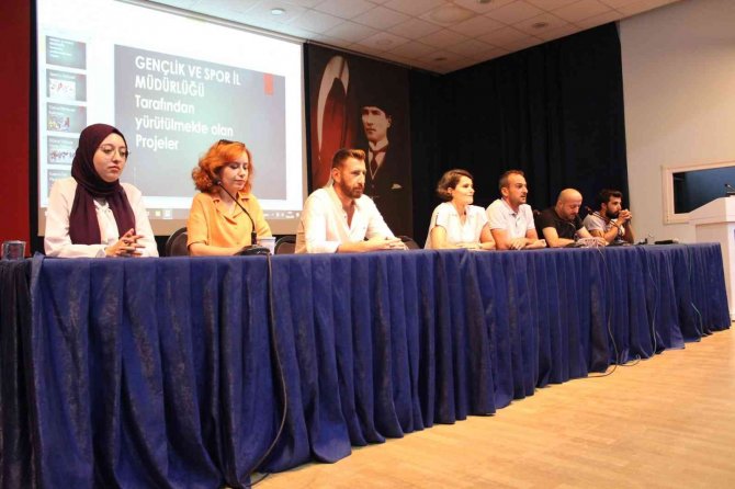 Sporcu Aileleri İle Toplantı