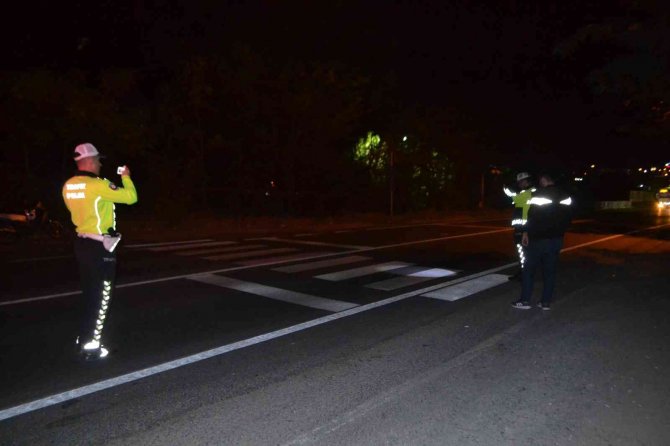 Ehliyetsiz Sürücünün Çarpıp Kaçtığı 18 Yaşındaki Kız Ağır Yaralandı